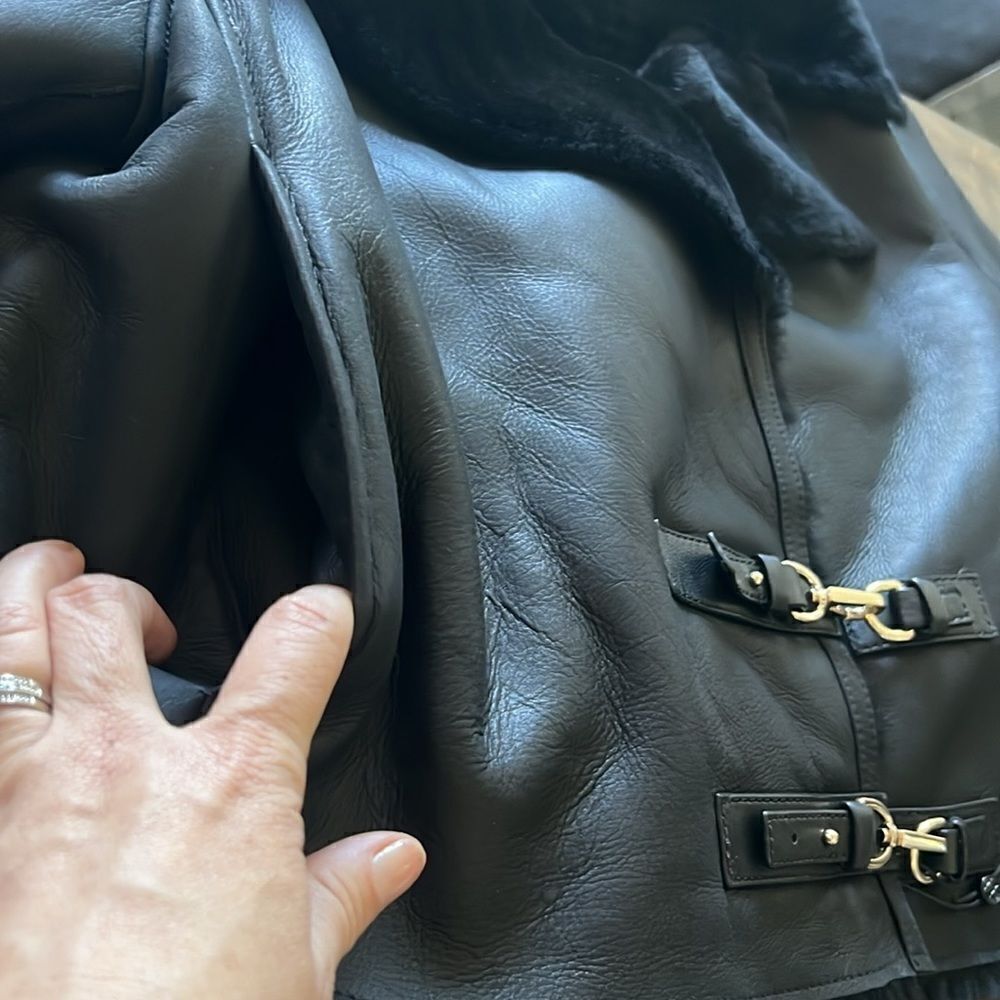 NWT Massimo Dutti | Leather mouton jacket with furskin detail - Picture 9 of 14